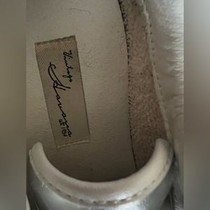 Size 8 Vintage Havana  sneakers